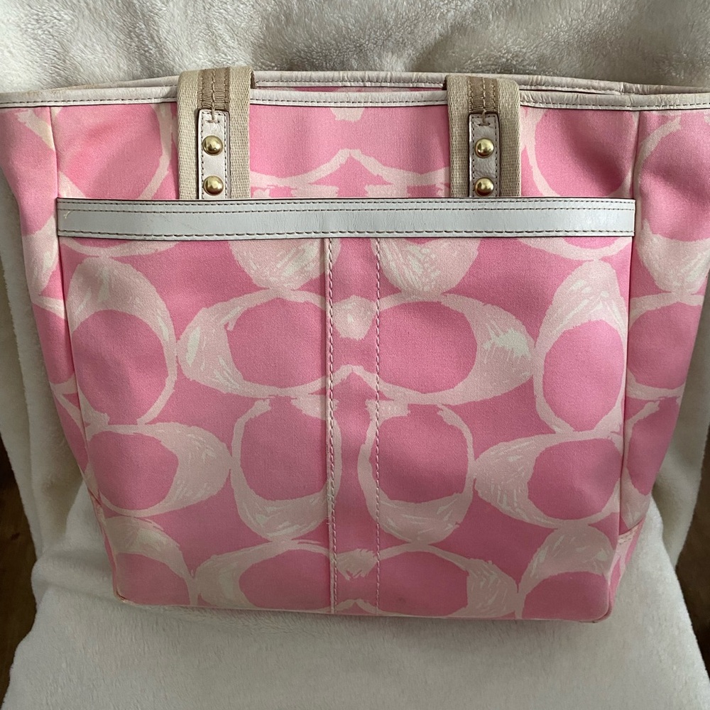 Coach Pink and Cream Tote with Circle Design - Picture 2 of 9